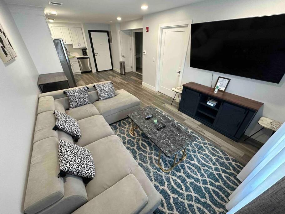 The Chic Suite - 1Br With Luxe Amenities Paterson Exteriér fotografie
